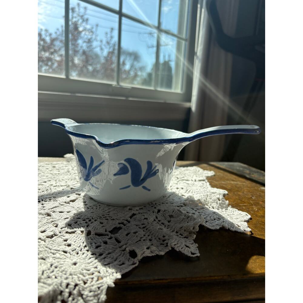 Vintage 60s Husqvarna enameled cast iron simmer pot